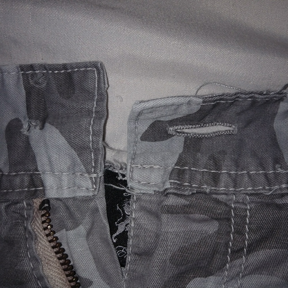 Denim camouflage men shorts